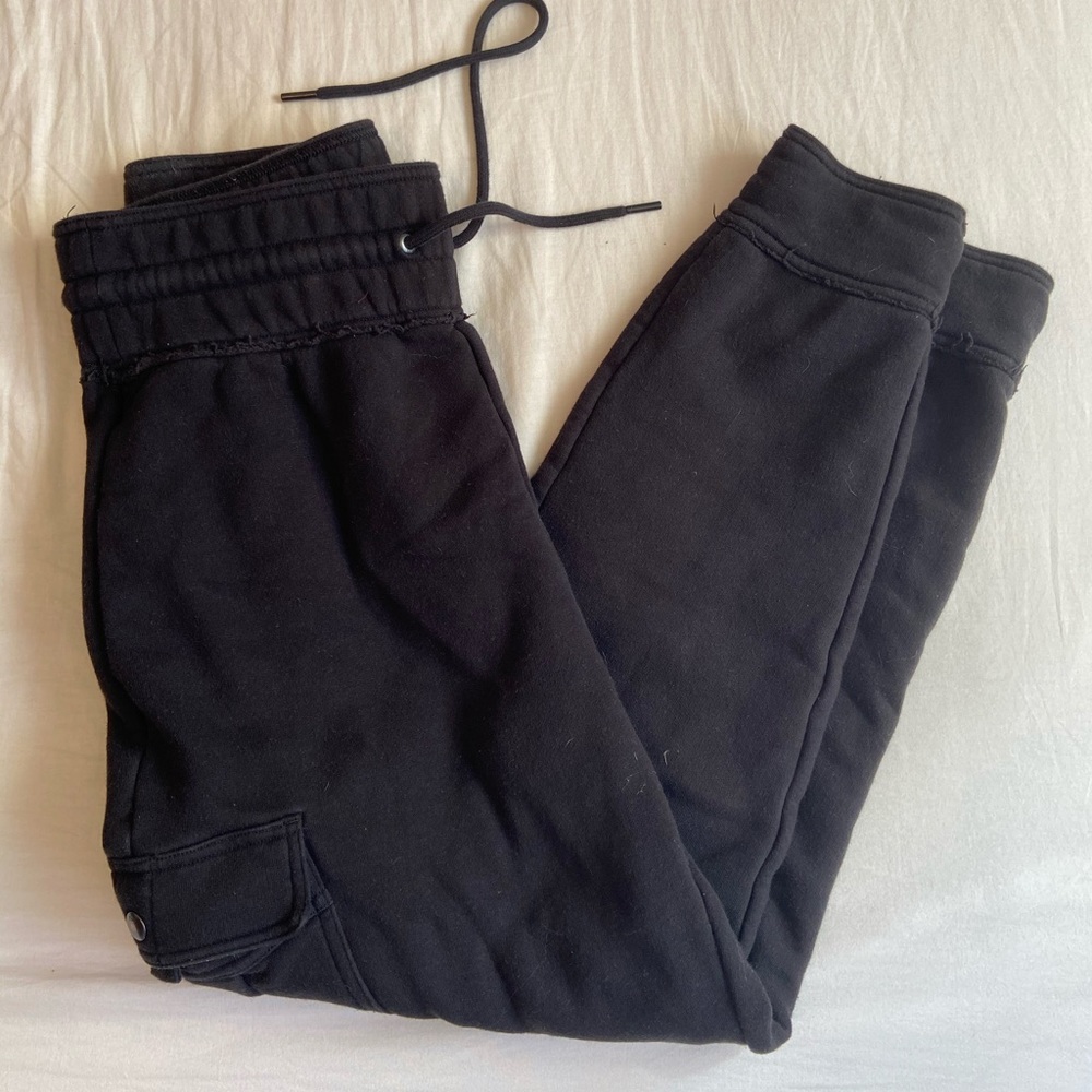 TNA black cargo sweatpants
